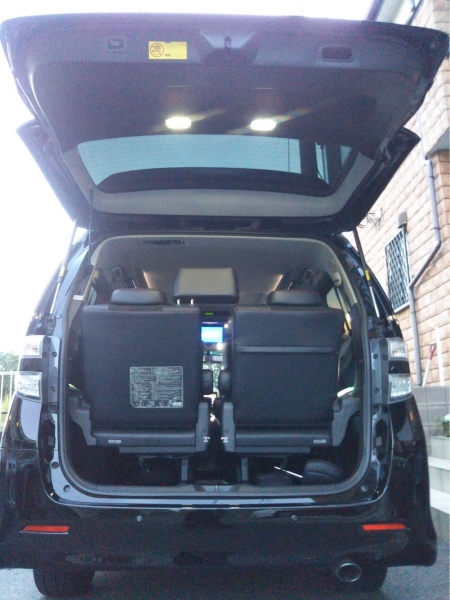 20 VELLFIRE 1